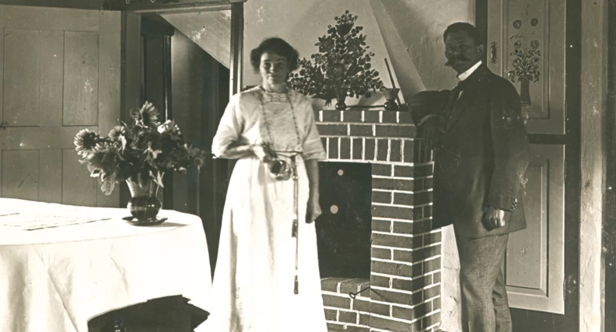 Tédora i Izydór Gùlgòwscë we Wdzydzach, 1913. Òdj. https://kaszubopedia.pl/index.php/glossary/gulgowscy-teodora-i-izydor/ (tam téż wiele wiadłów ò Gùlgòwsczich)