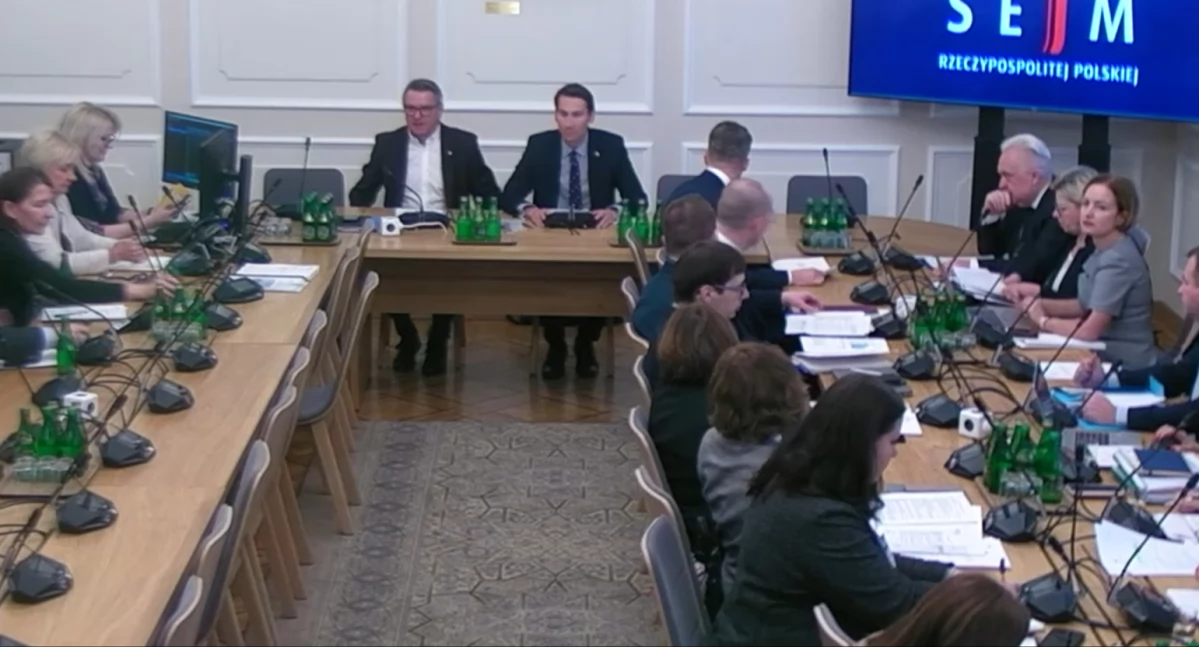 https://videoparlament.pl
