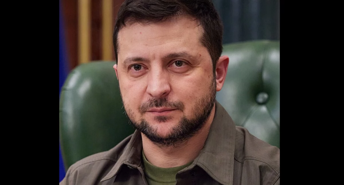 https://en.wikipedia.org/wiki/Volodymyr_Zelenskyy#/media/File:Volodymyr_Zelenskyy_in_2022.jpg