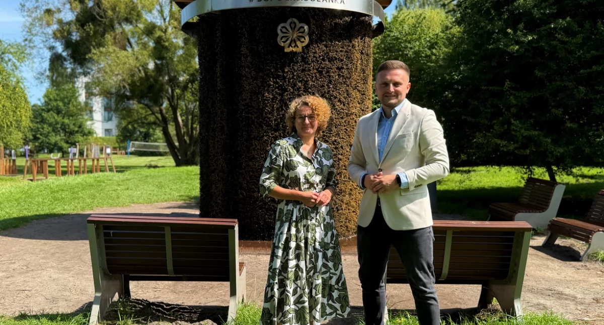 M. Czarzińskô-Jachim, prezydentka Sopòtu i B. Barsczi, prezes Sopòcczi Turisticzny Òrganizacji. Fot. UMS 