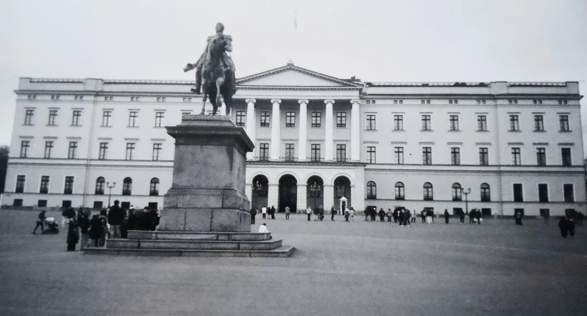 Królewsczi Pałac w Oslo. Òdj. M. Szuba