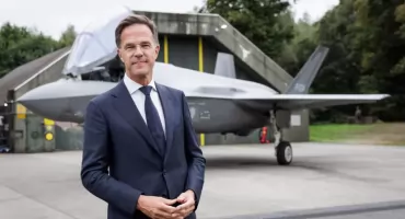 Rëbôk strzimôł wòjska NATO