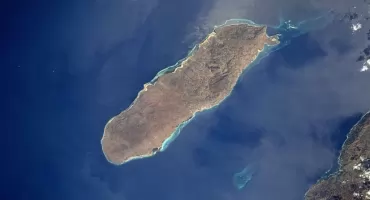 Chcelë zabic chłopów, a białczi ë dzecë zniewòlëc