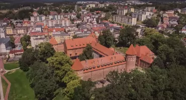 W Bëtowie chcą zbùrzëc symbòl pòlskòscë