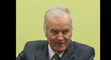Generał Mladić bez państwòwégò pògrzebù